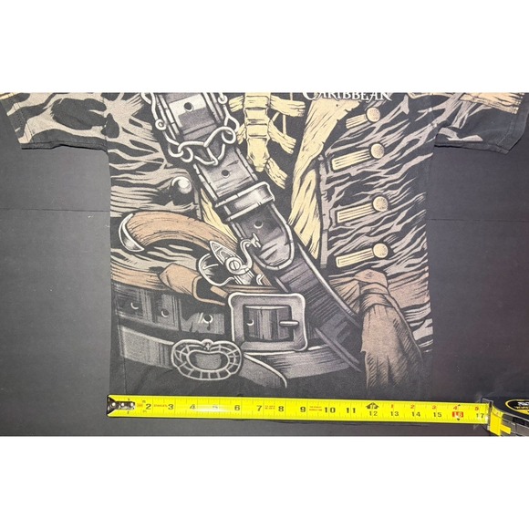 Pirates Of The Caribbean Disneyland WDW Disney Parks T-Shirt Youth Small - Picture 6 of 10